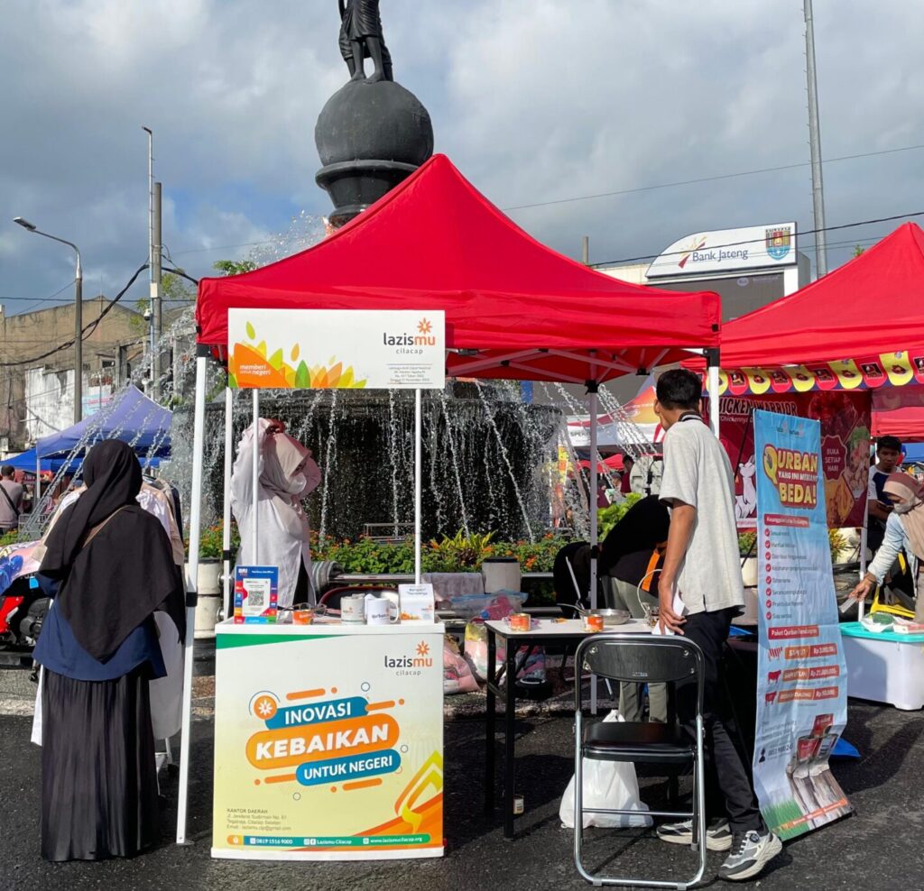 Lazismu Cilacap Hadir di Car Free Day, Perkenalkan Kurban RendangMu dan Galang Infaq