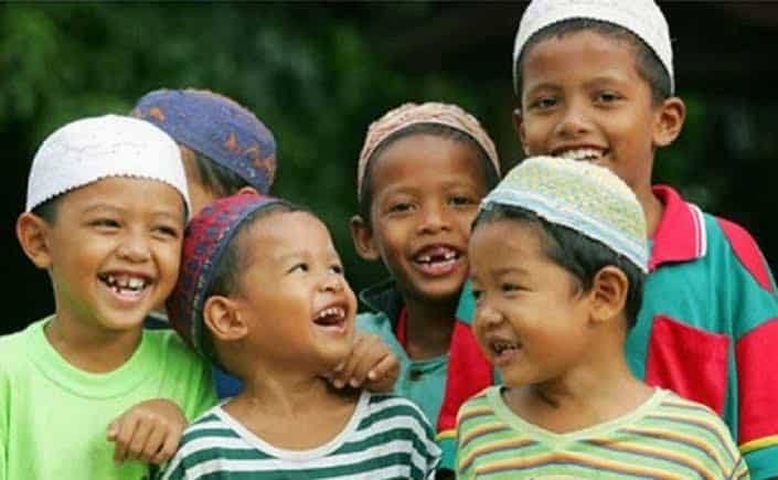 Akhir Bulan Muharram: Muhasabah dan Semangat Berbagi kepada Sesama